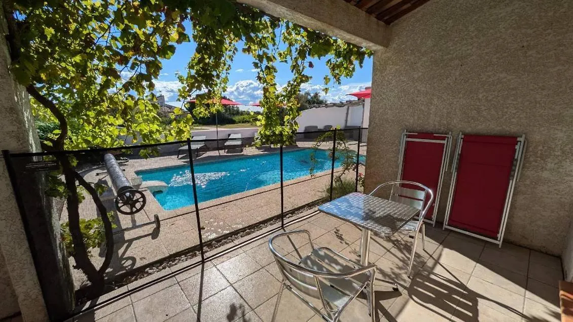 Les Geckos Bed & Breakfast Saintes-Maries-de-la-Mer 0*,  France